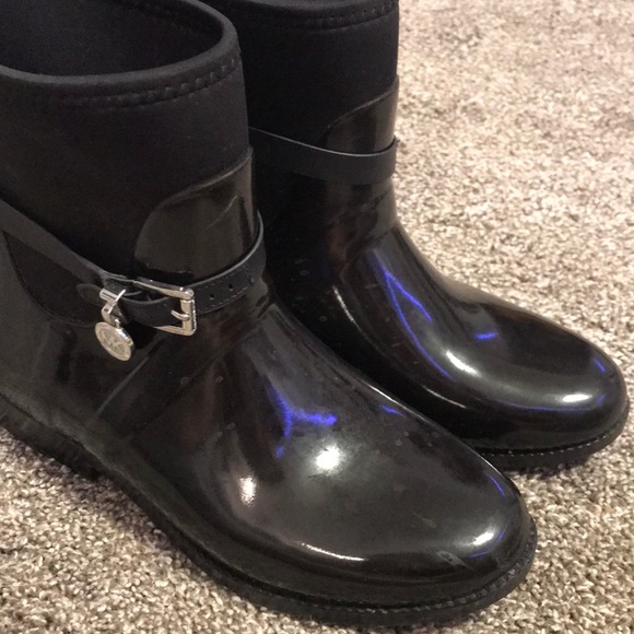 black michael kors rain boots - Picture 2 of 6